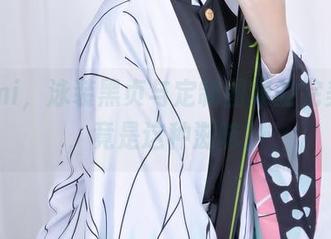 Azami，泳装黑贞与定制图集的完美结合，竟是这种滋味？