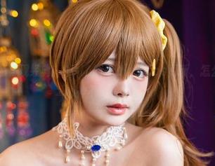 Hachi小芭再现经典！AiriAkitsuki的cos更新，怎么看都有些心神不宁呢…哎。