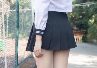MSLASS梦丝女神 – 小茶聚焦内在纯，写真合集：像是偶尔掉落的茶叶，可能就让你从科学走向哲学。