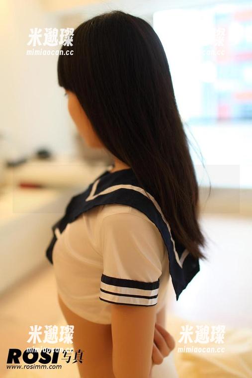 ROSI ROSI清纯写真图包,适合用来填满你无聊的日子