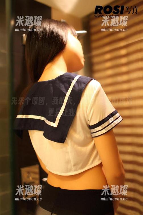ROSI写真 先来个原图,我的天,ROSI翘臀的精选更是让我懵了。