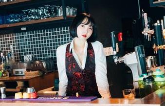 听说下载Son Ye Eun白裙图包，村子里小猫小狗都开始穿白裙子了，那我也试试吧？