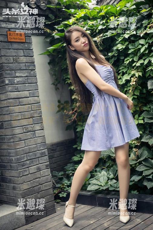 TouTiao头条女神-苏菲菲 TouTiao头条女神 - 最新修女合集,苏菲菲演绎“圣衣”与“世俗”的完美结合!
