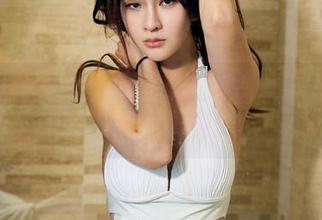 TuiGirl推女郎 – 谁说白色乏味？王根星熙的无圣光图包带你见识不一样的白