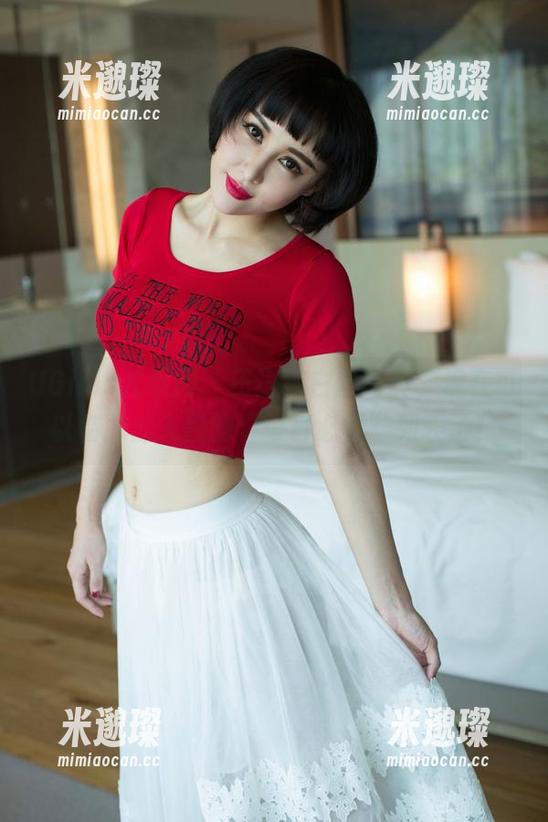 UGirls尤果网 - 王语纯白丝写真，现在可以临时加入我的“每日必看”列表了！