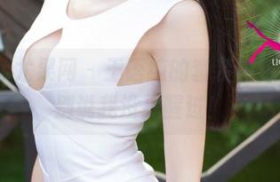 UGirls尤果网 – 王语纯的套装图包来啦，别说我没提醒过！