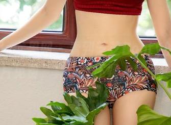 UGirls尤果网 – 看到芝芝Booty的皮衣照片免费，真让我怀疑人生选择！