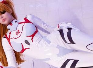 当Vinnegal遇上D.Va：这是我见过的最会拍照的角色了！