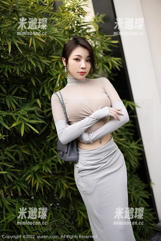 Xiuren秀人网 - 张思允Nice的网袜写真无圣光，只剩下超模气场，果然美的东西就是要讲究些舞台效果！