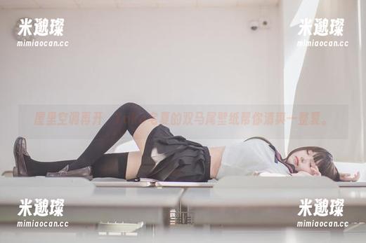 屋里空调再开，Yoko宅夏的双马尾壁纸帮你清爽一整夏。