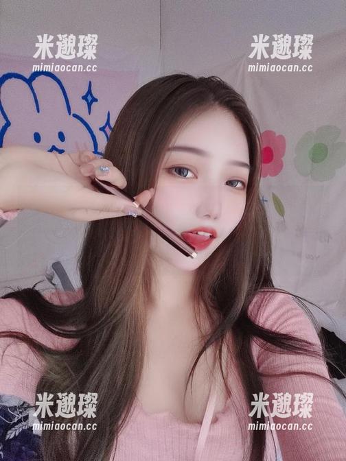 套图碟中谐音：eloise软软的6月日常第二弹，机场、家庭、还有下载友情，哈哈！