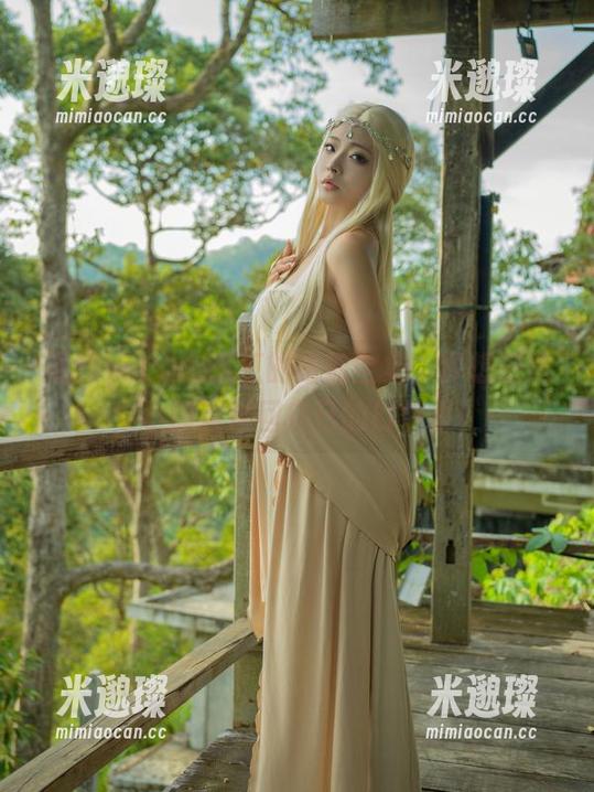 yuuhui玉汇 看到yuuhui玉汇的蜡狐全集,真想把这个小狐狸送回自己的口袋里!