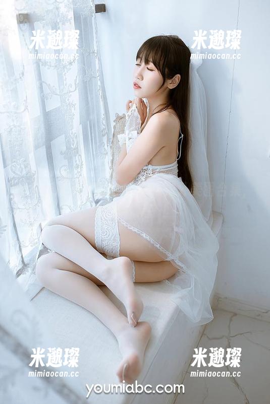 快来翻牌不呆猫的JK学妹户外美图合集，连猫都呆了！