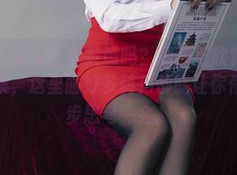丽柜 – 有人在找灵感吗？翻翻王欣竹的旅拍图集，这里面好多转角都能让你停下脚步思考一会。