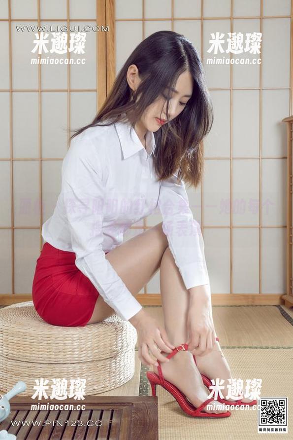 丽柜-阳阳 丽柜 - 探寻阳阳的红裙合集——她的每个摆姿都是一场表演