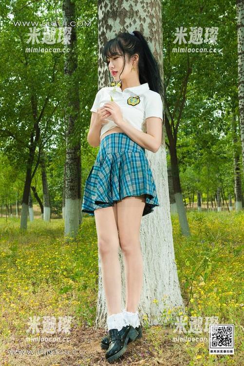 丽柜-露露 丽柜 - 当露露遇上水手服,在线的日常有点不一样呢。