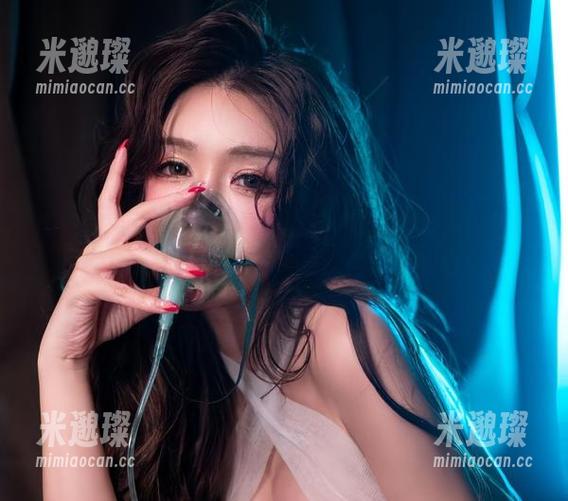 于芷晴 微密圈 - 于芷晴的金灿灿内衣作品全集—银色自然光没他透亮,喷火龙都自愧不如吧!