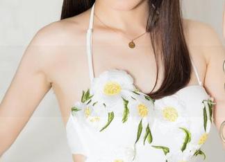 克拉女神 – 在嘉萌的女友照片里，我看到了我的“理想”…绝对不敢追！