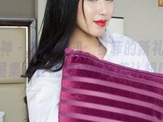 克拉女神 – 紧急通知：慕菲的新礼服在线图集正在颠覆你的审美认知！
