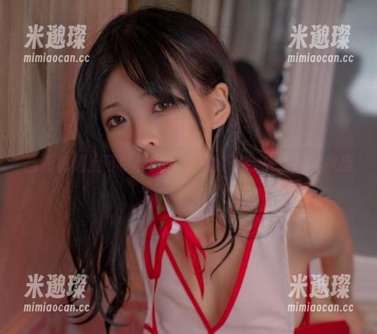当短裤遇上可可老师：在线柔软合集，不可抗拒