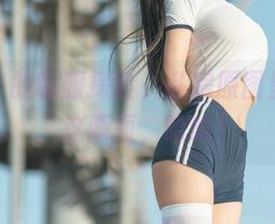 失眠小宁的制服探险，私房原图里嗨翻天，这画面，哈哈！