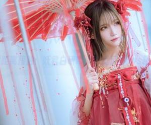 零距离接触：妖君白研带来的美足与cos精选