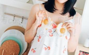 当婚纱与cos撞个正着，宋哈娜(송하나)的照片将式样打破界限！