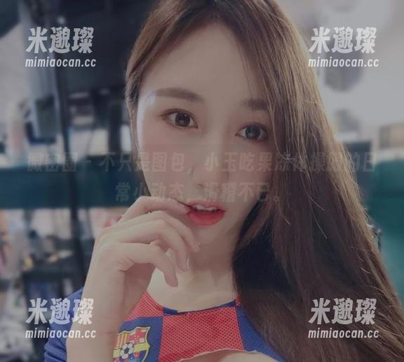 微密圈 - 不只是图包，小玉吃果冻体操服的日常小动态，滑稽不已。