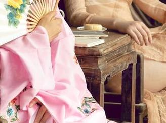 尤果网 – 芝芝Booty的私拍短裤，原图教你如何“懒”而不失风情