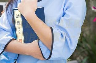 尤果网 – 这才是白裙的真正机会，贝拉最新图片让人眼前一亮