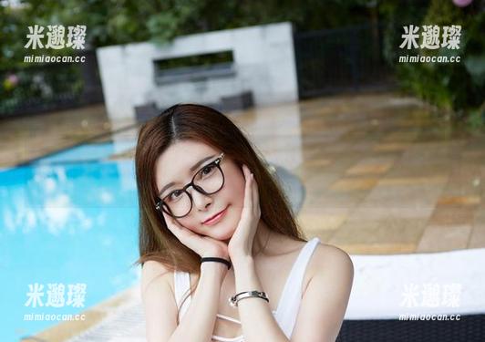 尤物馆-陆萱萱Cecilia 尤物馆 - 万圣节见鬼?陆萱萱Cecilia的定制写真真让人想多看几眼。