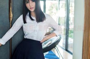推女郎 – 轻松一拍的美图，易阳在浴缸里总能搞出点新花样！