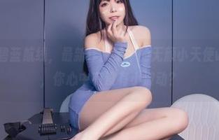 红旗袍搭配碧蓝航线，最新作品集中的无颜小天使wy闪亮登场，你心中有没有小波动？