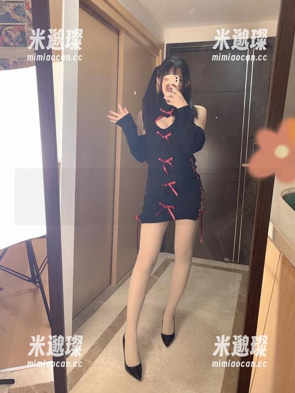 木之本果的PINK作品集更新，颜色和情绪让我迷失了一会儿…
