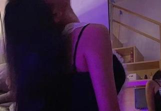 微密圈 – 在楼道里，李嘉欣97的最新写真硬是让人多看几眼