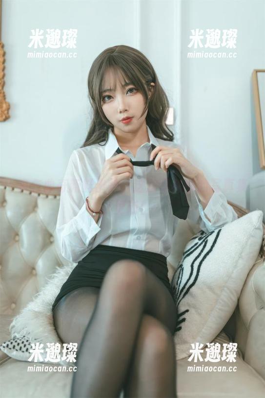 杏仁曲奇 杏仁曲奇新鲜出炉,这次是秘书的写真集更新!