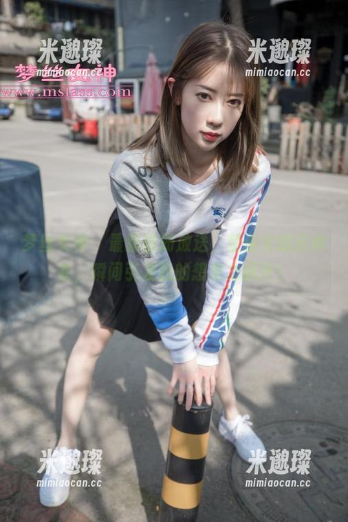梦丝女神 - 最新图册放送，莹仙女的连体衣，瞬间引发我的想象力飙升！
