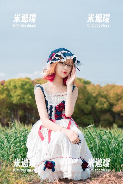 梨瑾瑾 梨瑾瑾校服合集:一不小心就停留在那几张经典图片上了