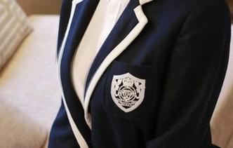 模范学院 – 唐琪儿Beauty穿水手服是越看越魔性，高清图片太扎眼了！
