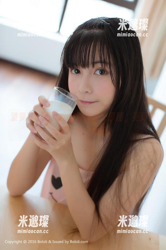 波萝社-柳侑绮 波萝社 - 看!柳侑绮的皮衣原图,更新里又藏了些小心机。