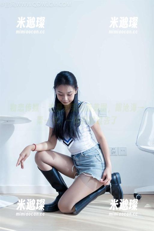 物恋传媒-菜菜 物恋传媒 - 这是菜菜的新美图,跟沧海一粟一样,一阵风就过去了