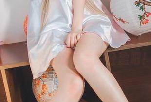 夏天来了，疯猫ss说要分享原图，免费奉上，快来见证夏季的轻盈吧！