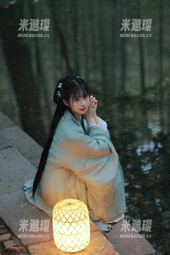 哦，原图里的白莉爱吃巧克力，她的甘雨让我想起了…某些事情。