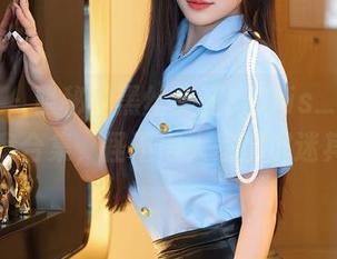 秀人网 – 隐秘的黑丝美腿，Cris_卓娅祺的网盘合集，怪不得大家都沉迷其中！