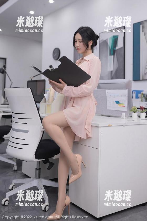 秀人网 - Mina米娜的婚纱套图上线了，最新款式到底有多美，拭目以待吧～