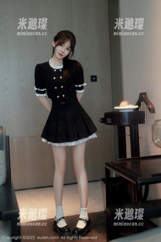 秀人网-summer宝宝 秀人网 - 高清粉色:summer宝宝教你如何在图库里撒娇!