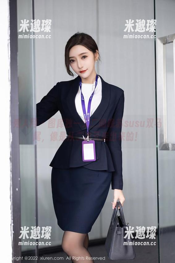 秀人网-晚苏susu 秀人网 - 图库独一无二的晚苏susu双马尾,像是从二次元走出来的!