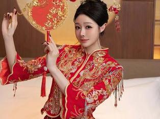 秀人网 – لمحاولةاكتشاف柚柚小奶瓶的礼服写真，原图让人欲罢不能。