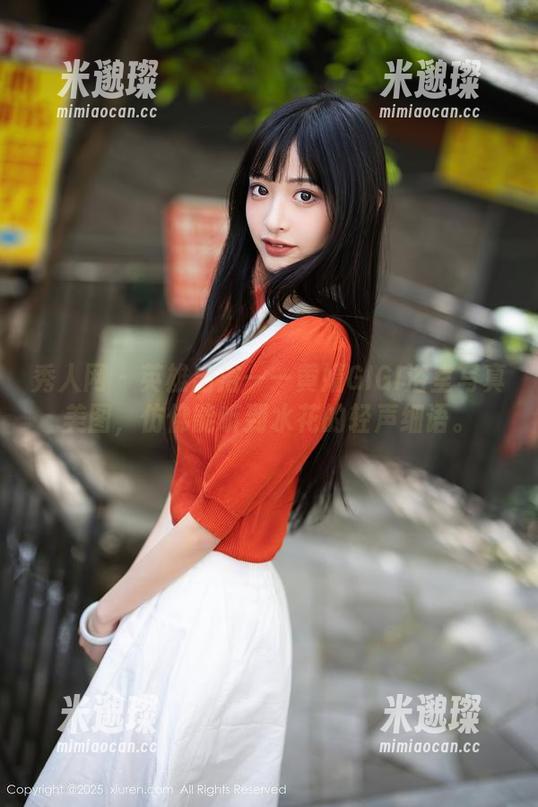 秀人网-黄婧GIGI 秀人网 - 英雄出浴——黄婧GIGI浴室写真美图,仿佛能听到水花的轻声细语。