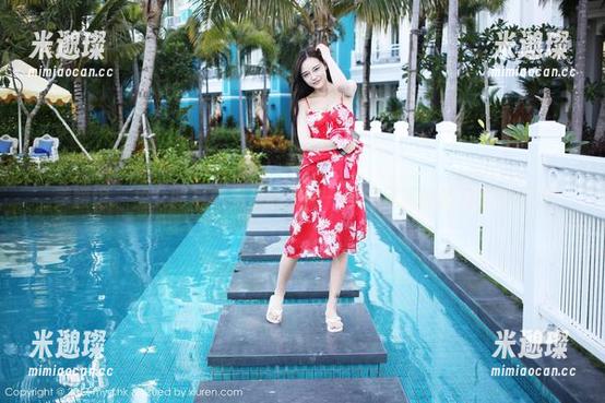 美媛馆 - 兔女郎写真集里的灵动——绮里嘉的俏皮角色切换